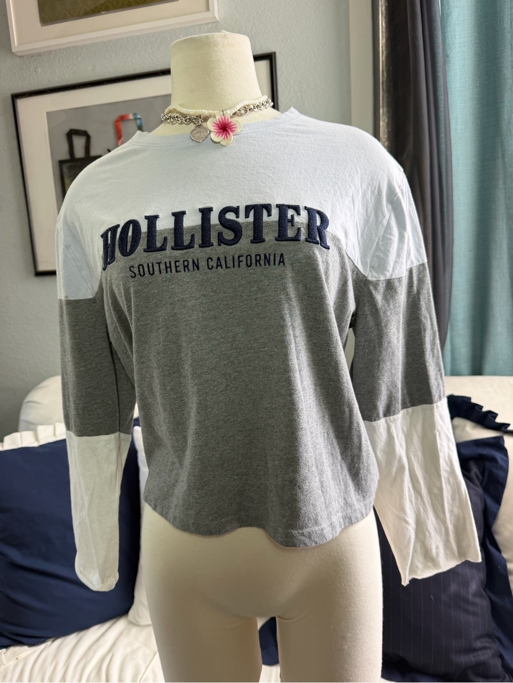 Y2K Boxy Hollister Gray & White Colorblock Long-Sleeve Top